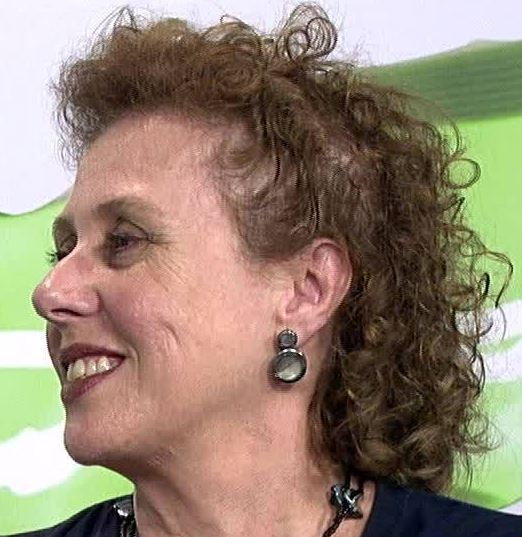 PAULA DA CRUZ LANDIM